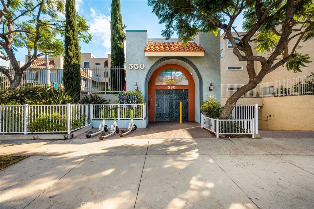 550 Orange Avenue 227