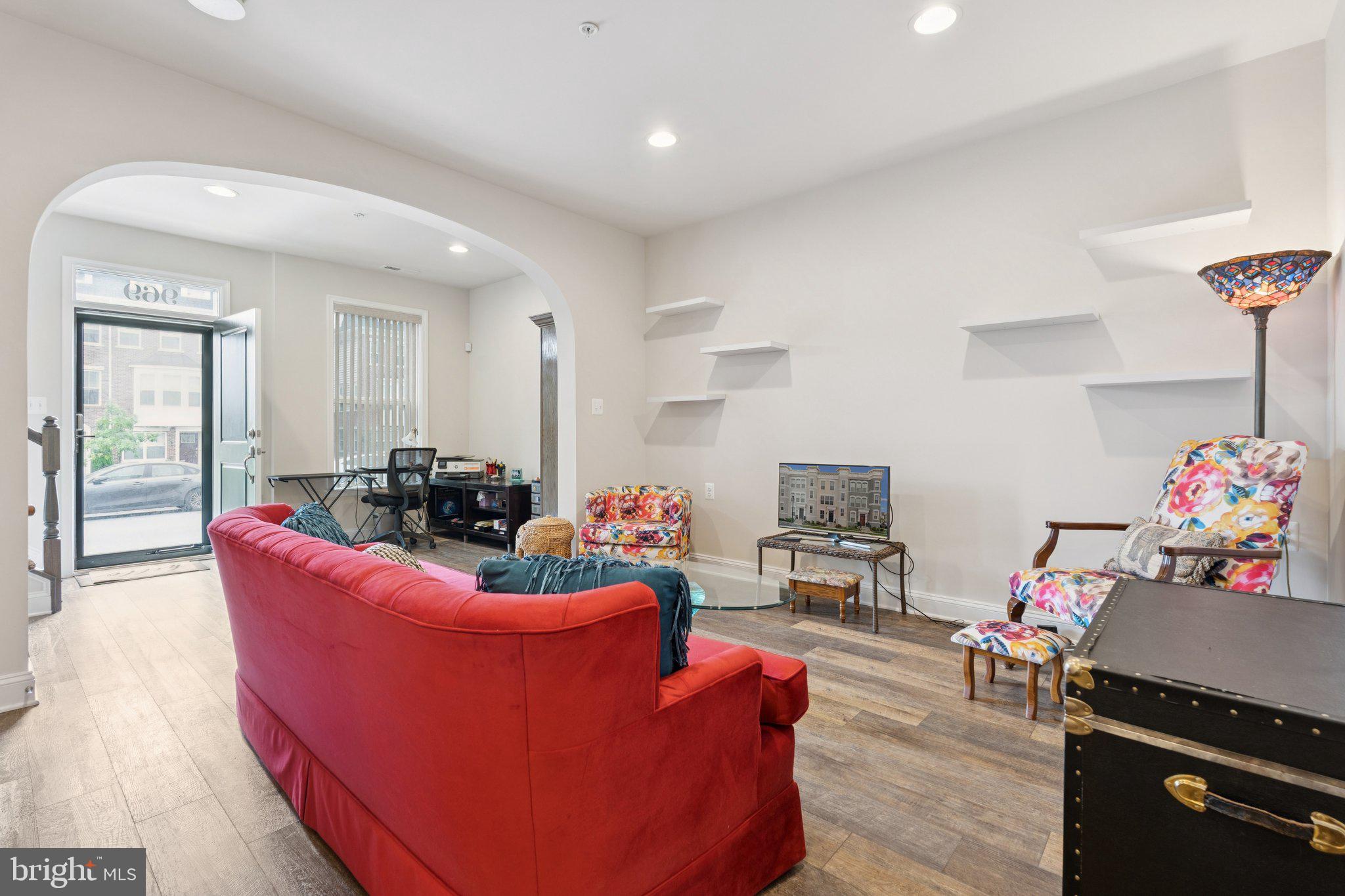 969 HOLDEN ROAD