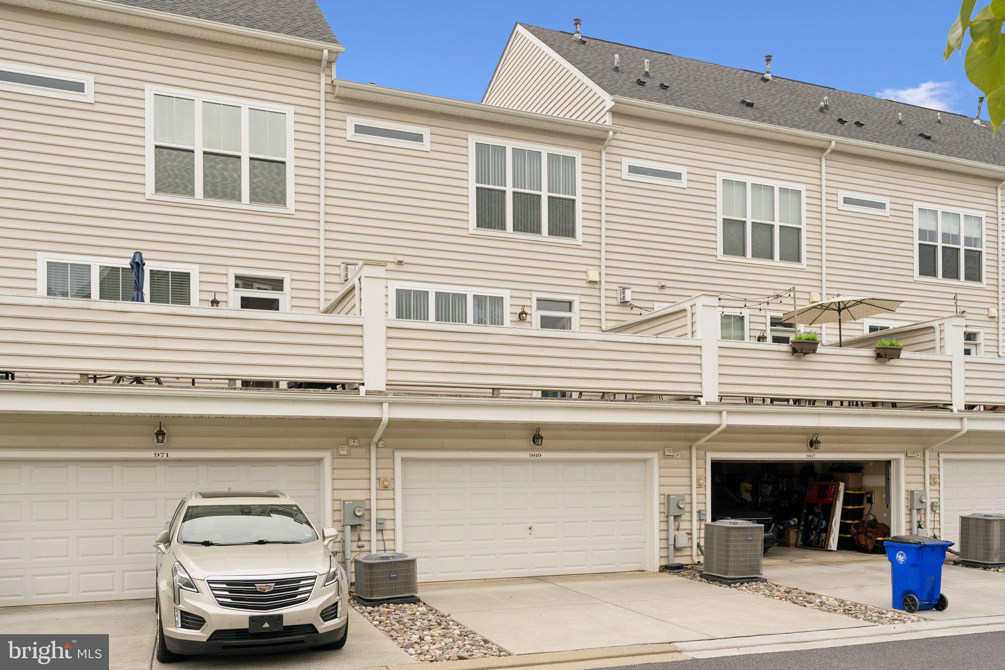 969 HOLDEN ROAD