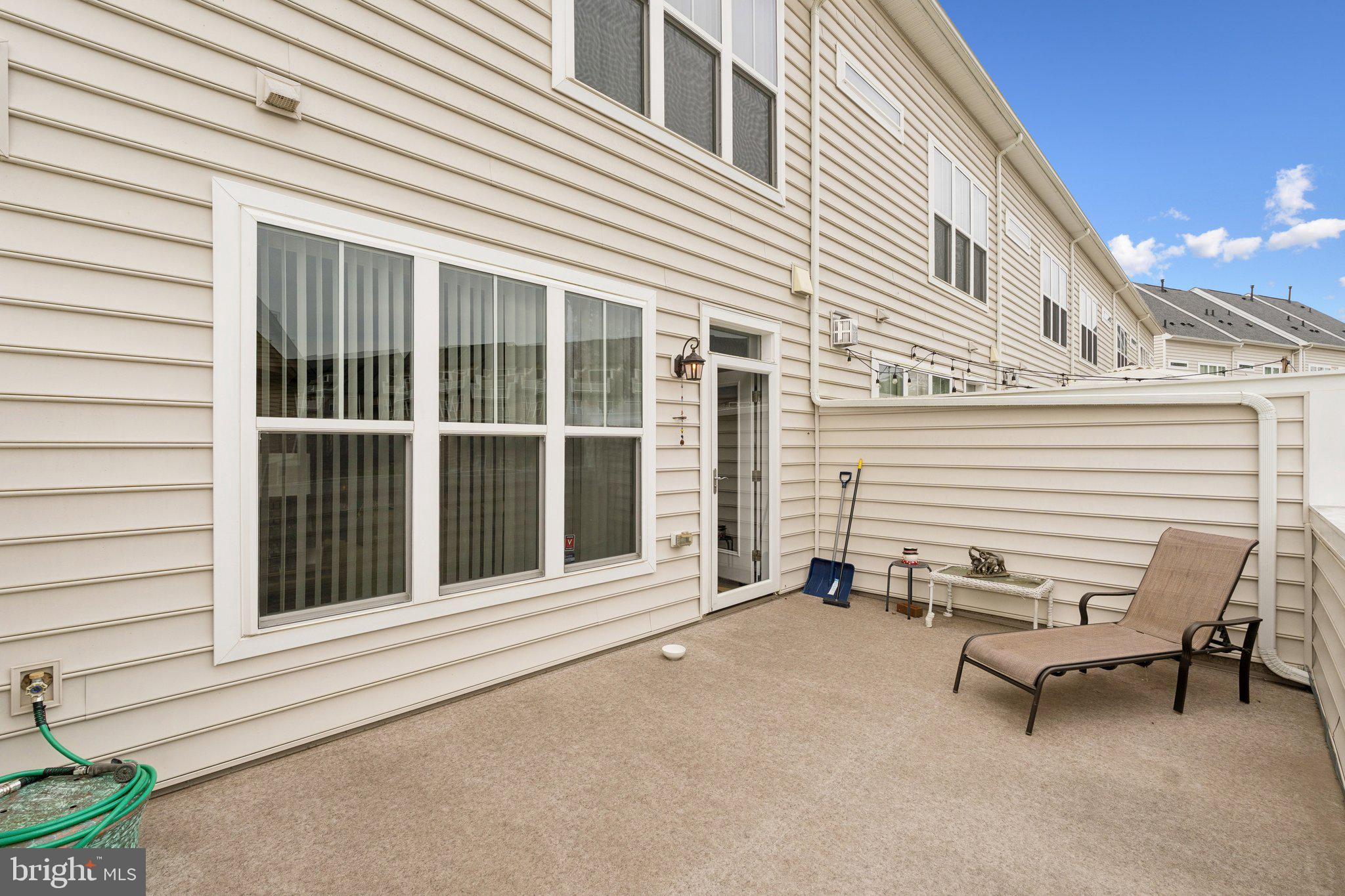 969 HOLDEN ROAD