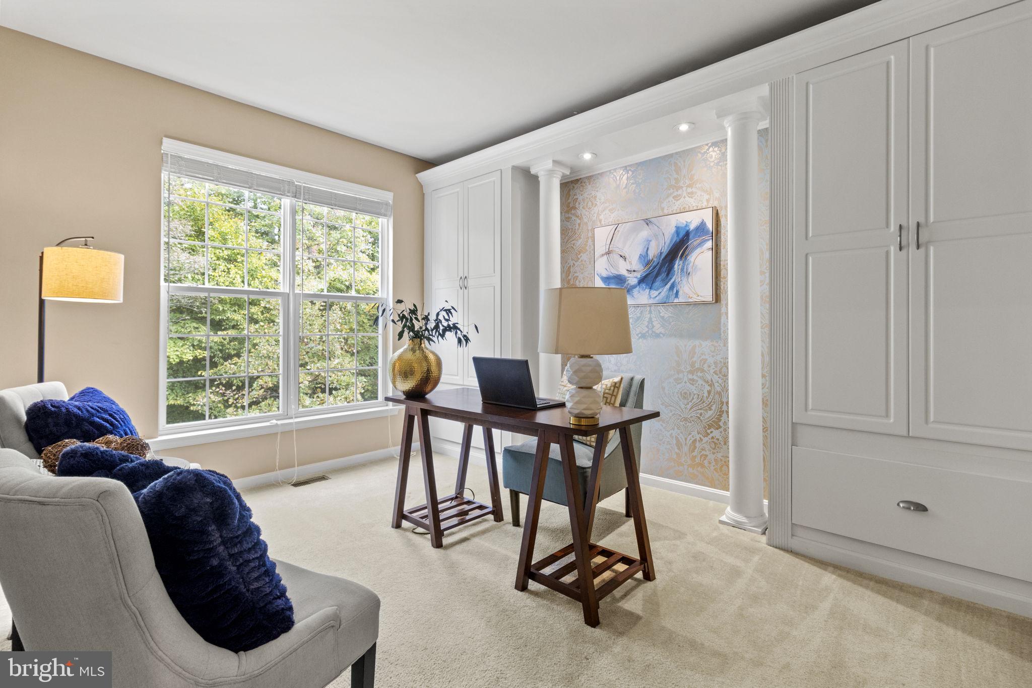 8806 Nancy LANE
