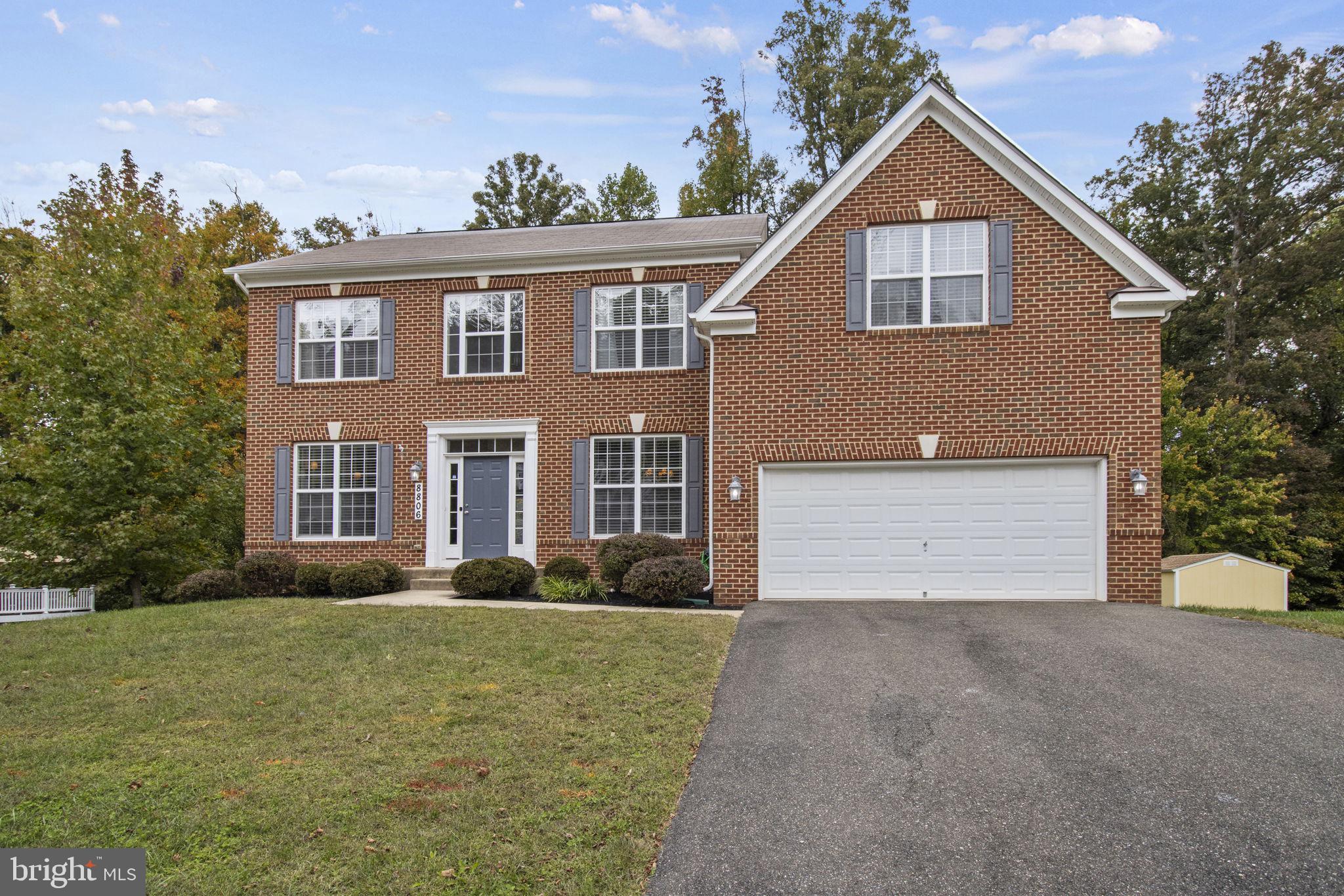 8806 Nancy LANE