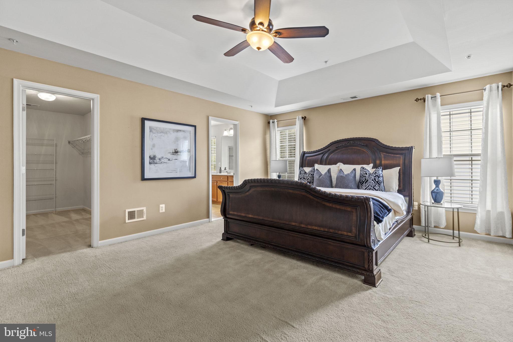 8806 Nancy LANE