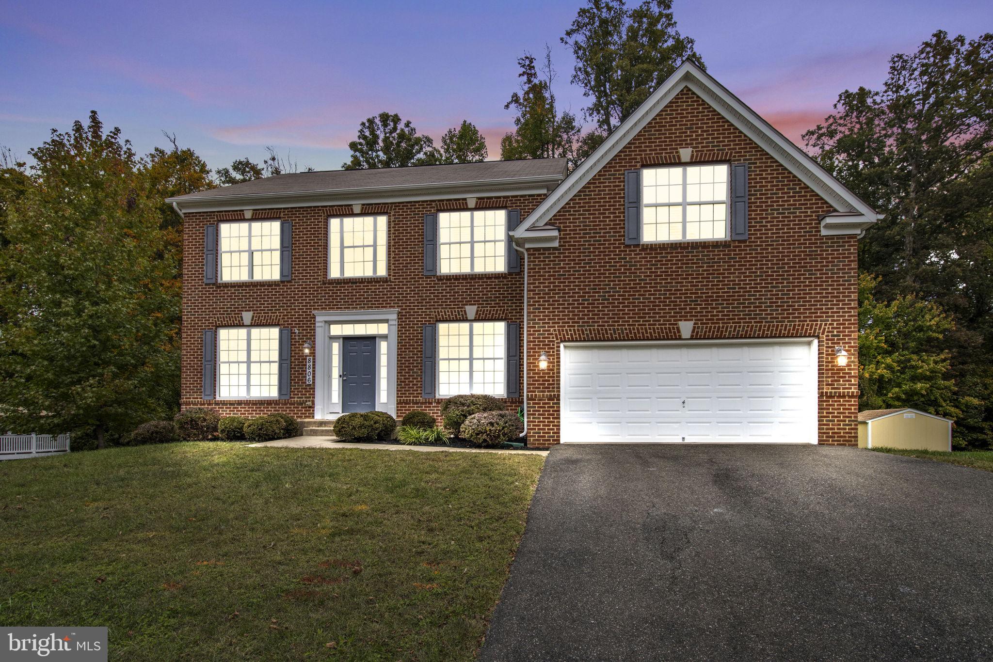 8806 Nancy LANE