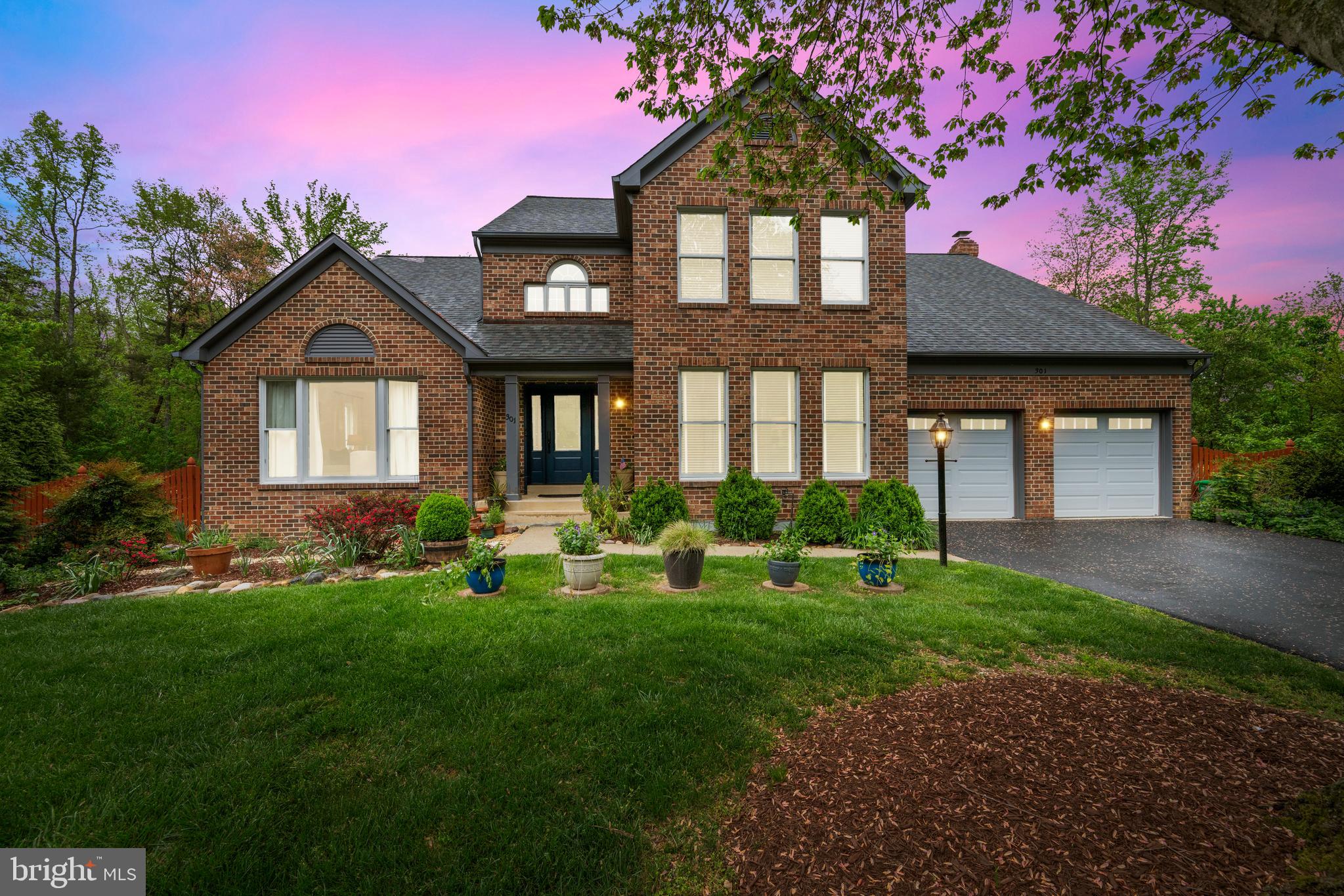 301 Battersea Ln