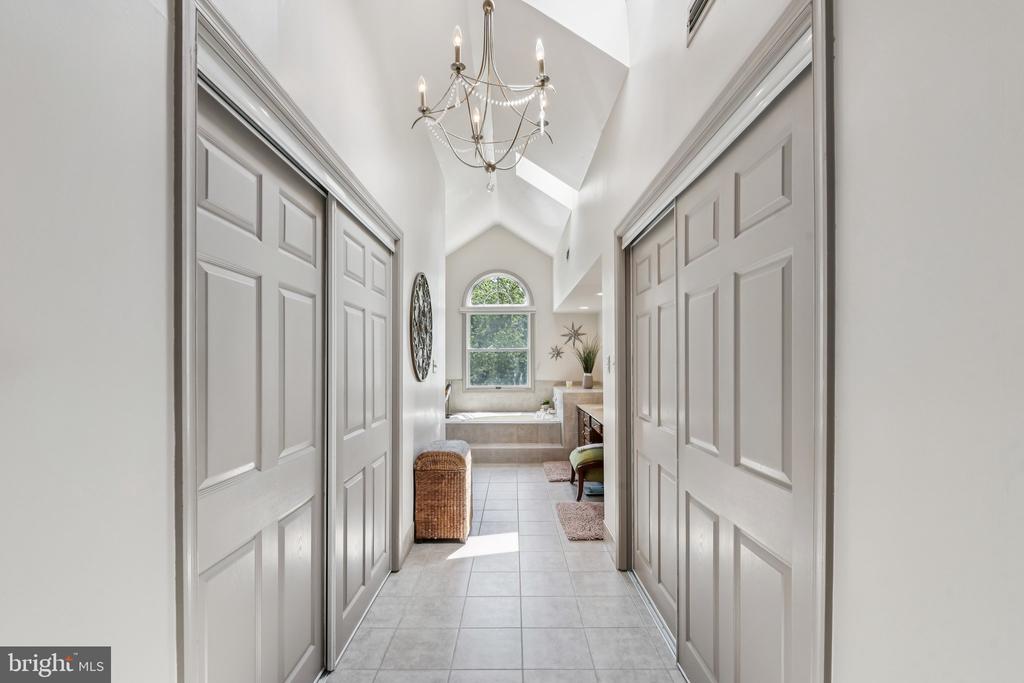 10801 BLACKPOWDER COURT