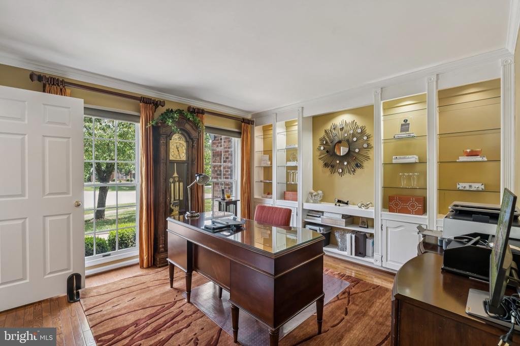 10801 BLACKPOWDER COURT