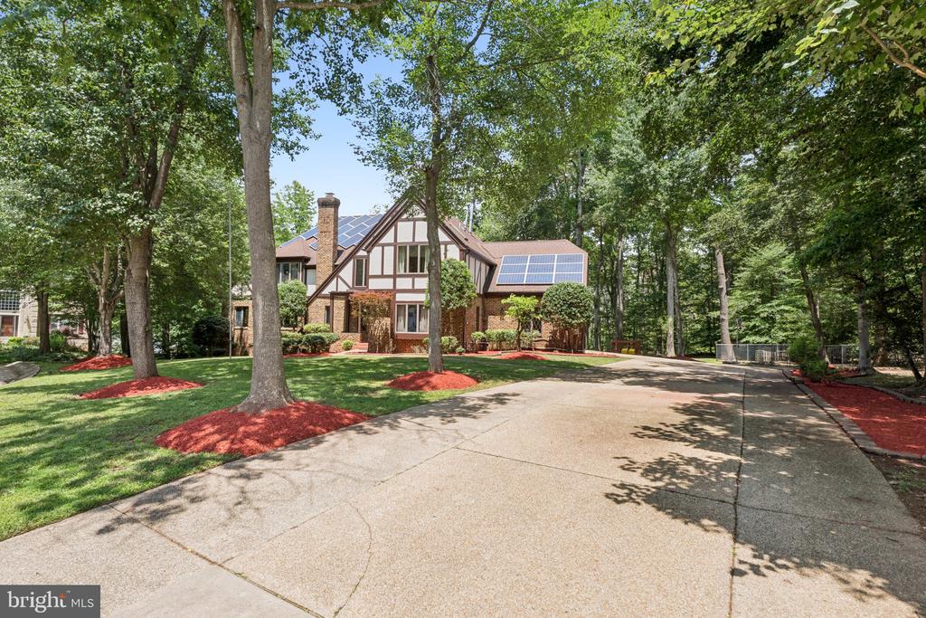 10602 CANNONVIEW COURT