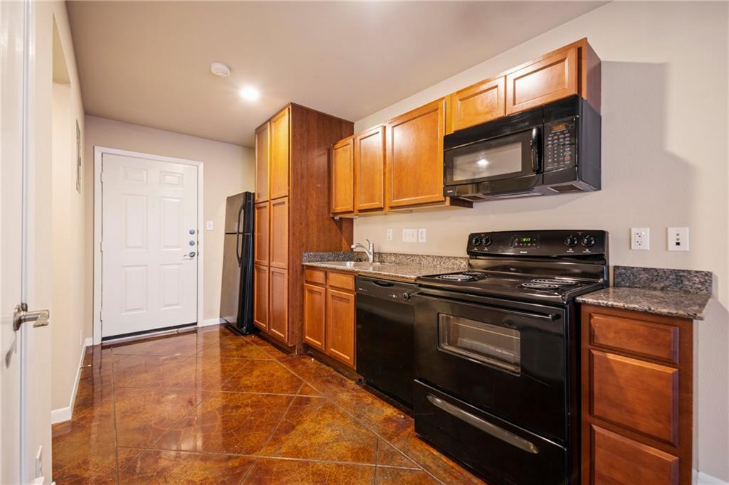 301 W 38th ST # 108