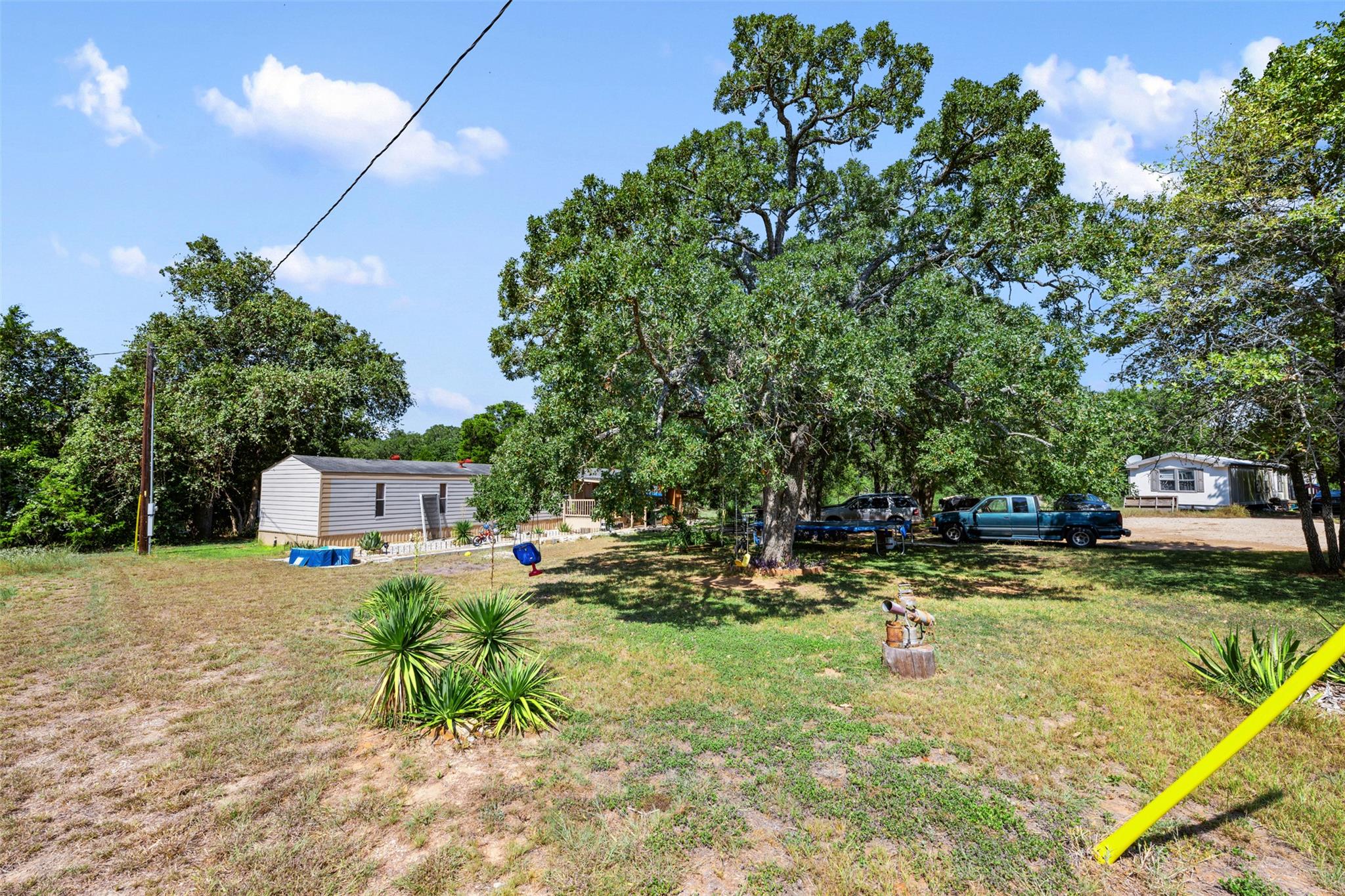 2057 Us-290 Highway E # 1, McDade Unit: 1