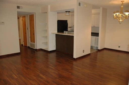 500 E Riverside DR # 109