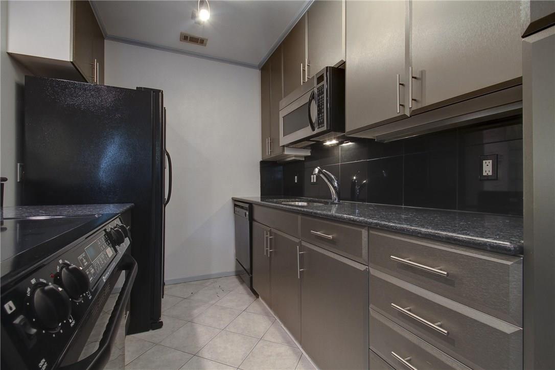 500 E Riverside DR # 136