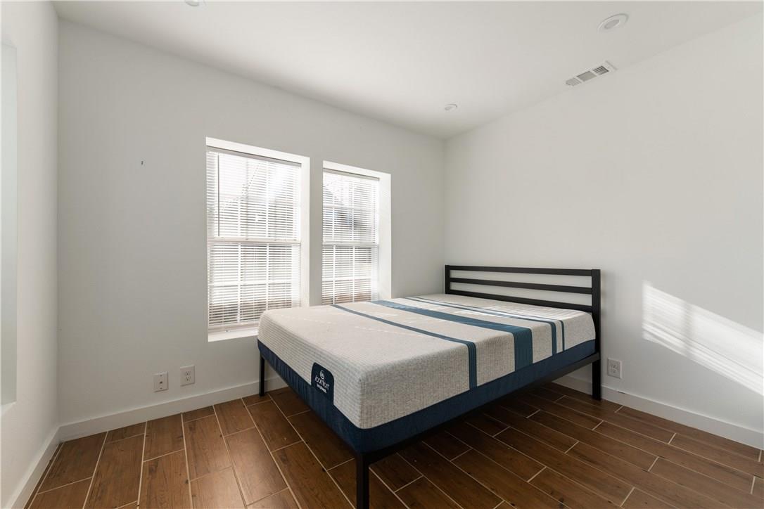 2318 Santa Rosa ST
