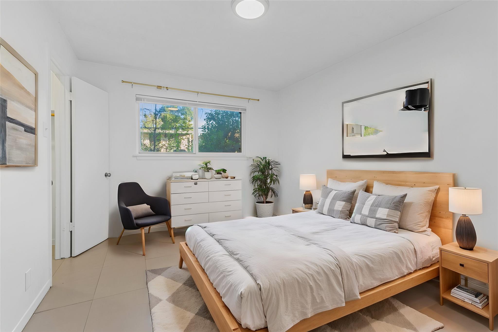 1907 Fairlawn LN # 1