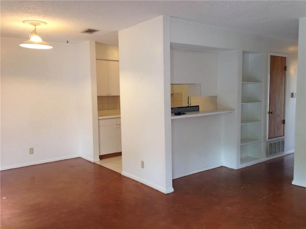500 E Riverside DR # 211