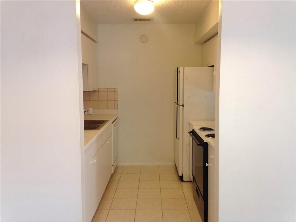 500 E Riverside DR # 211