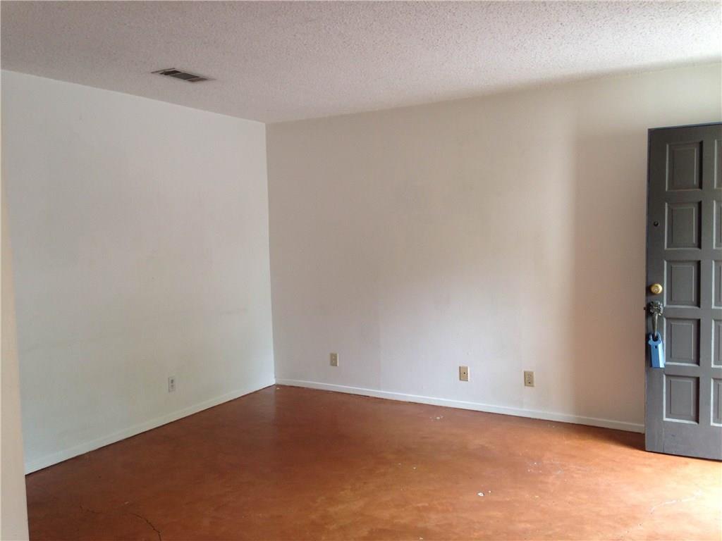 500 E Riverside DR # 211