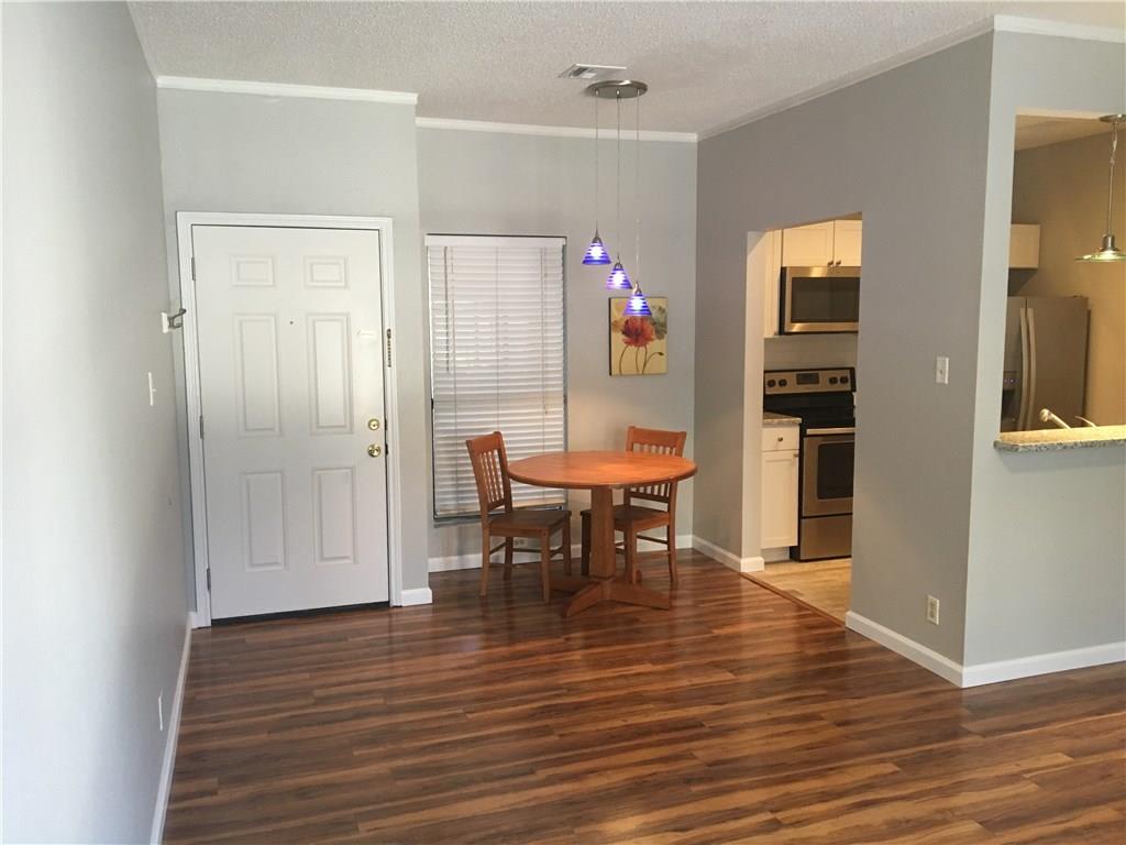 2804 Rio Grande ST # 207