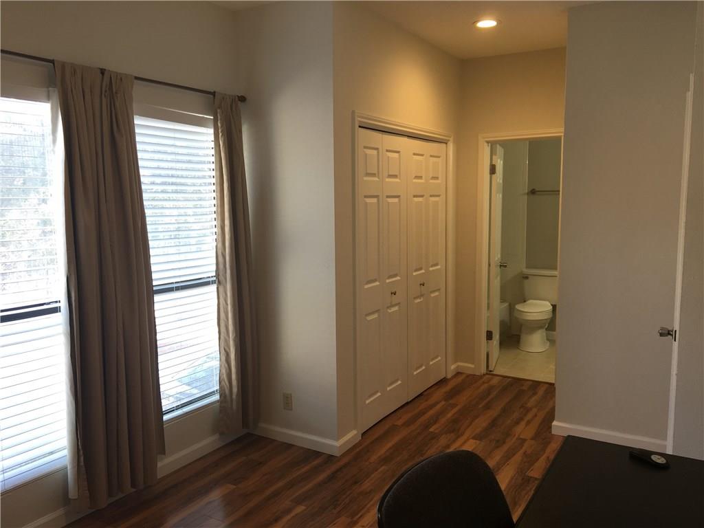 2804 Rio Grande ST # 207