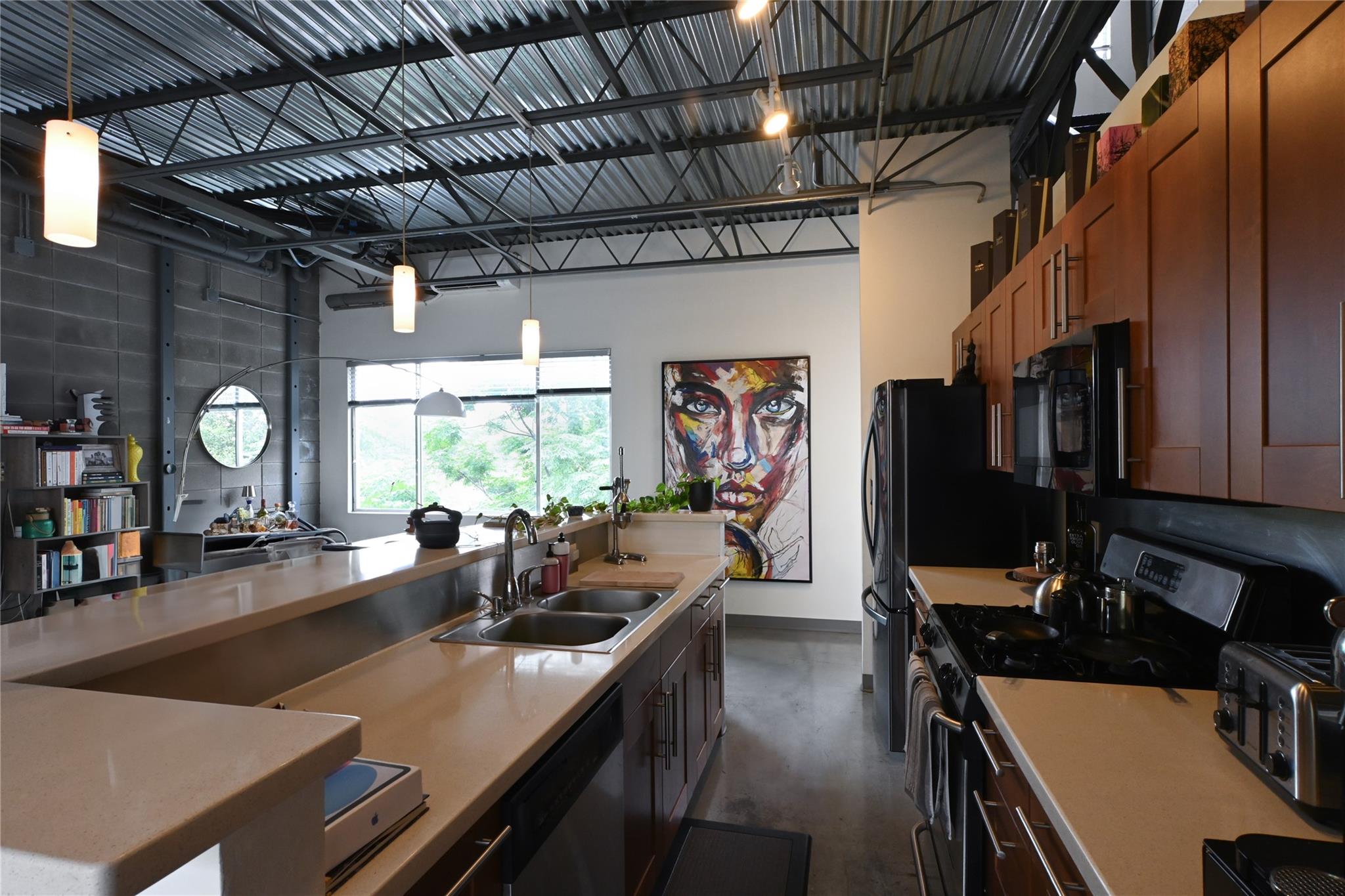 4801 S Congress Ave # J4