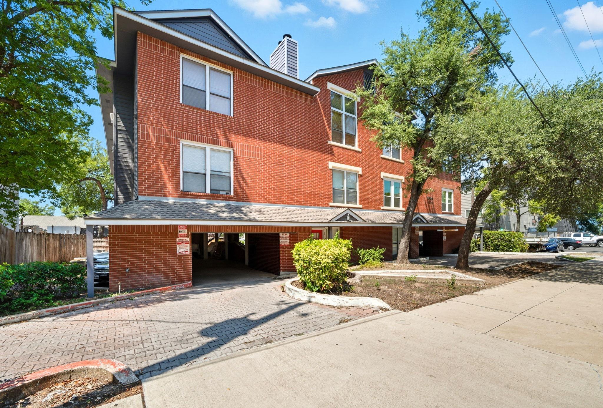 2804 Rio Grande ST # 205