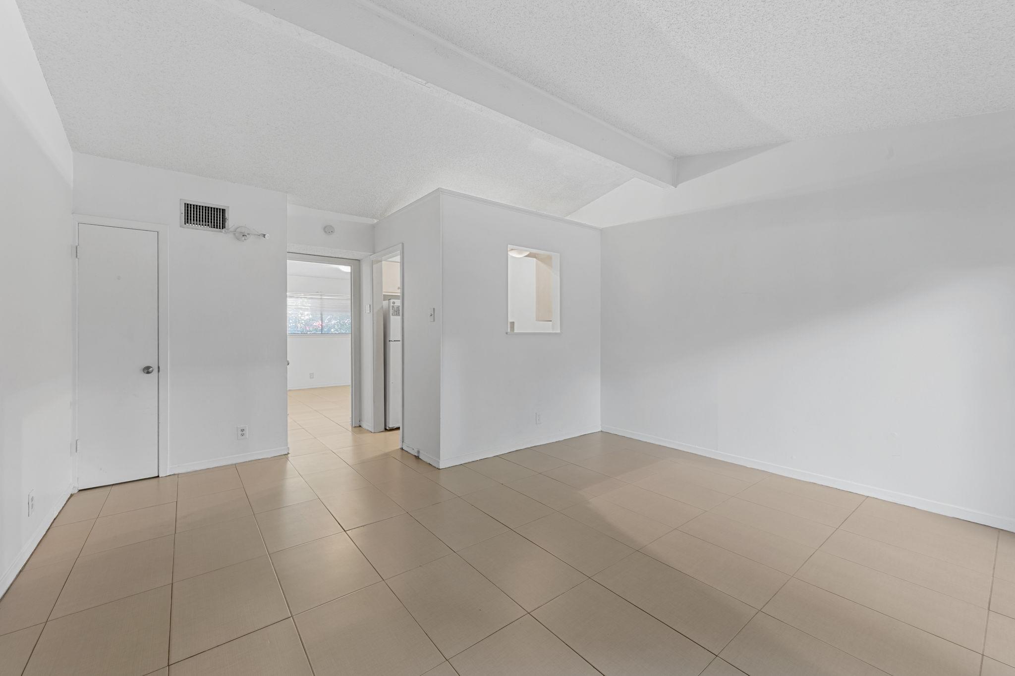 1907 Fairlawn LN # 3