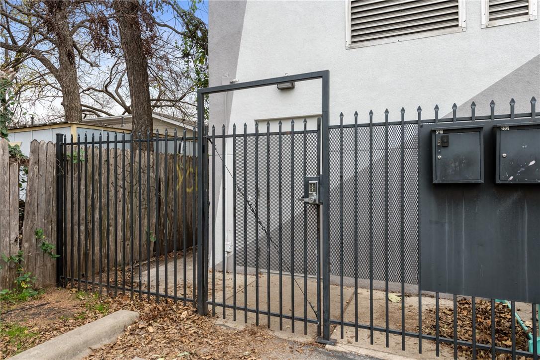 2601 E 7th ST # 201, Austin Unit: 201