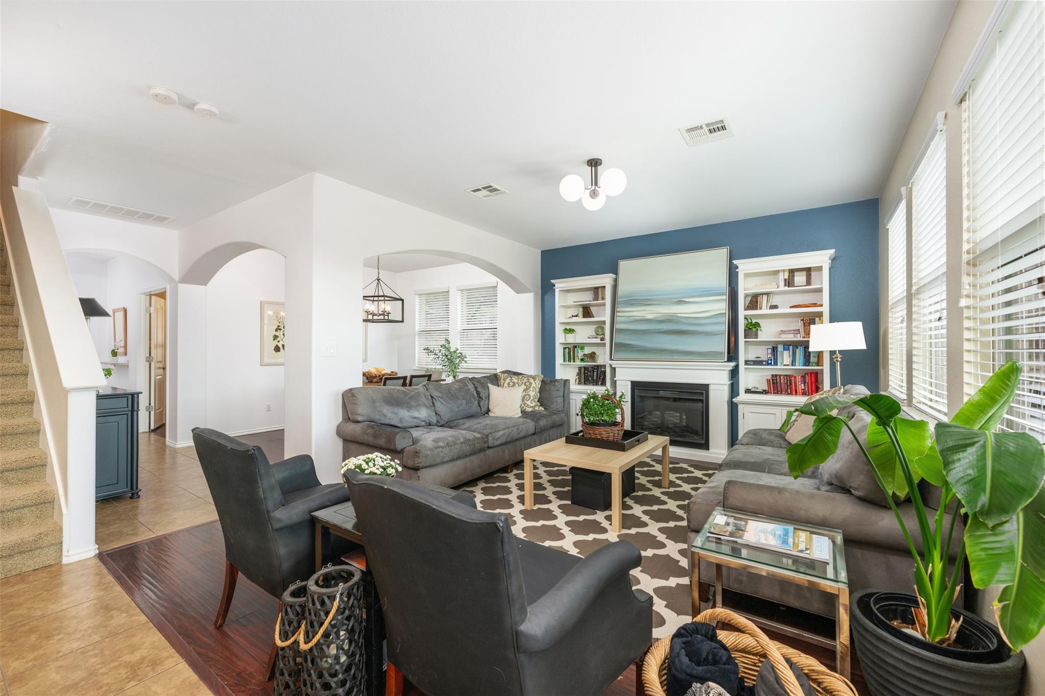 361 Stone View TRL