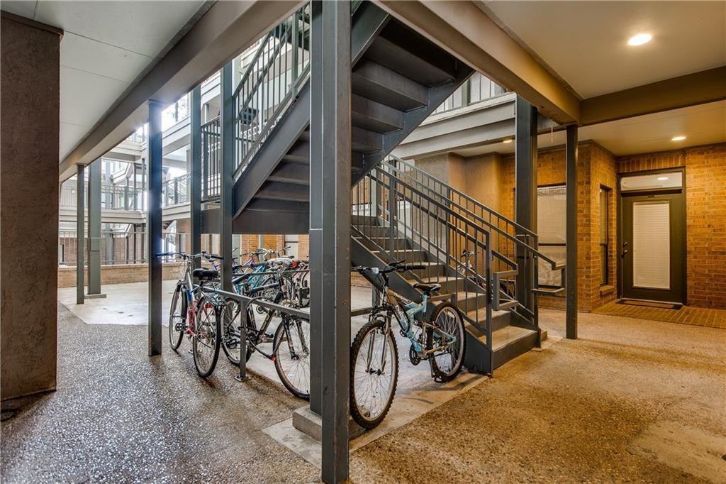 1906 Robbins PL # 308