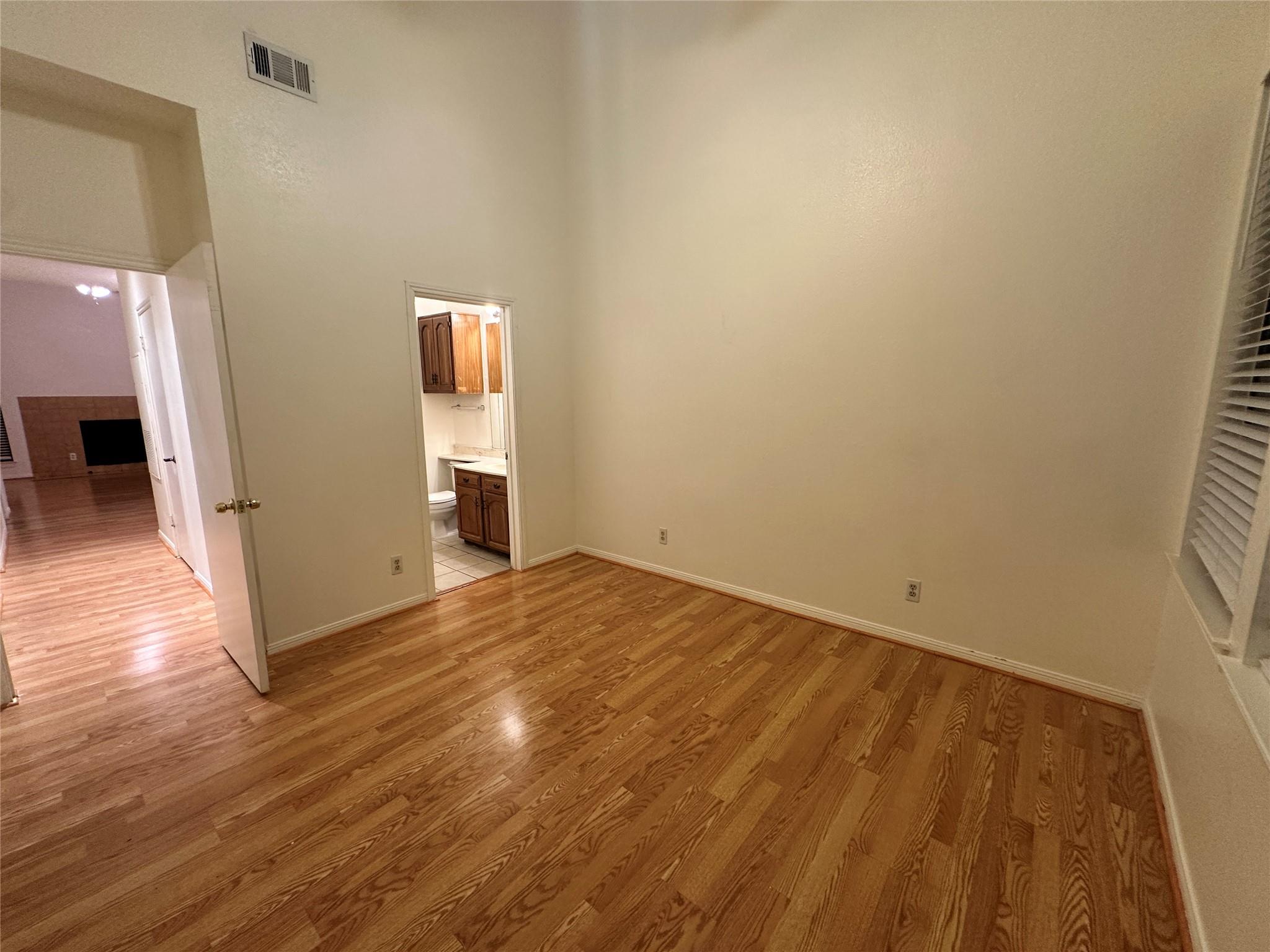 1906 Robbins PL # 308
