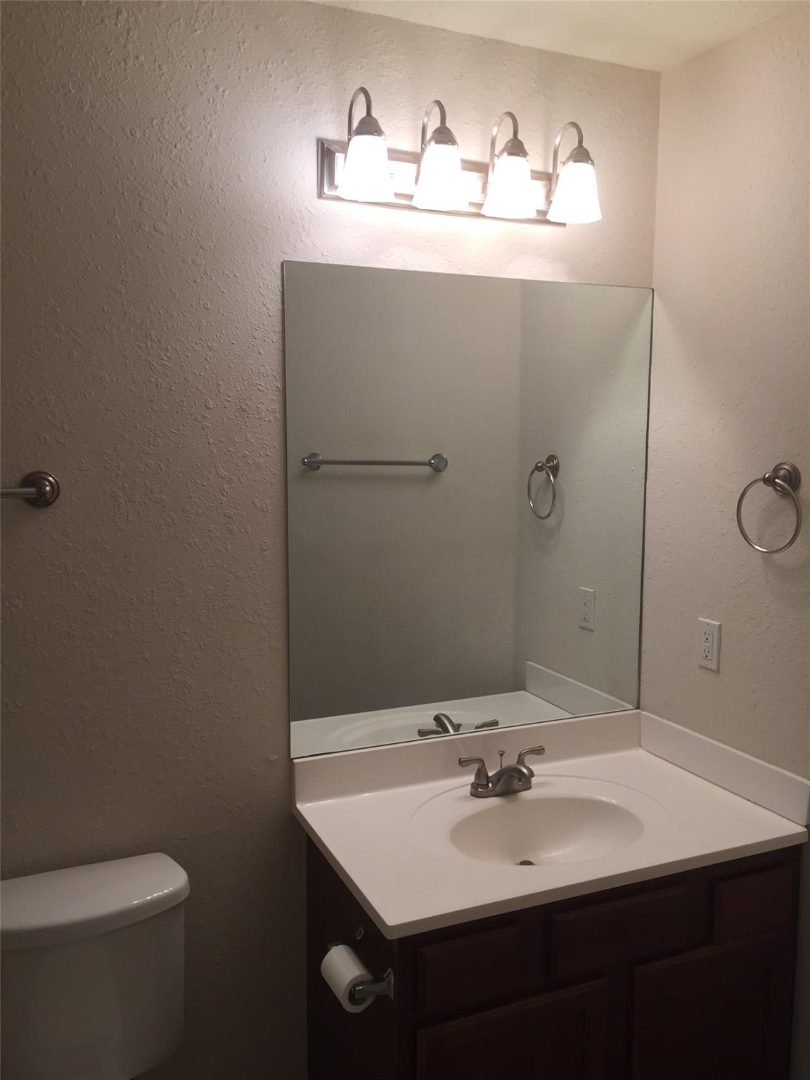 2712 San Pedro ST # B