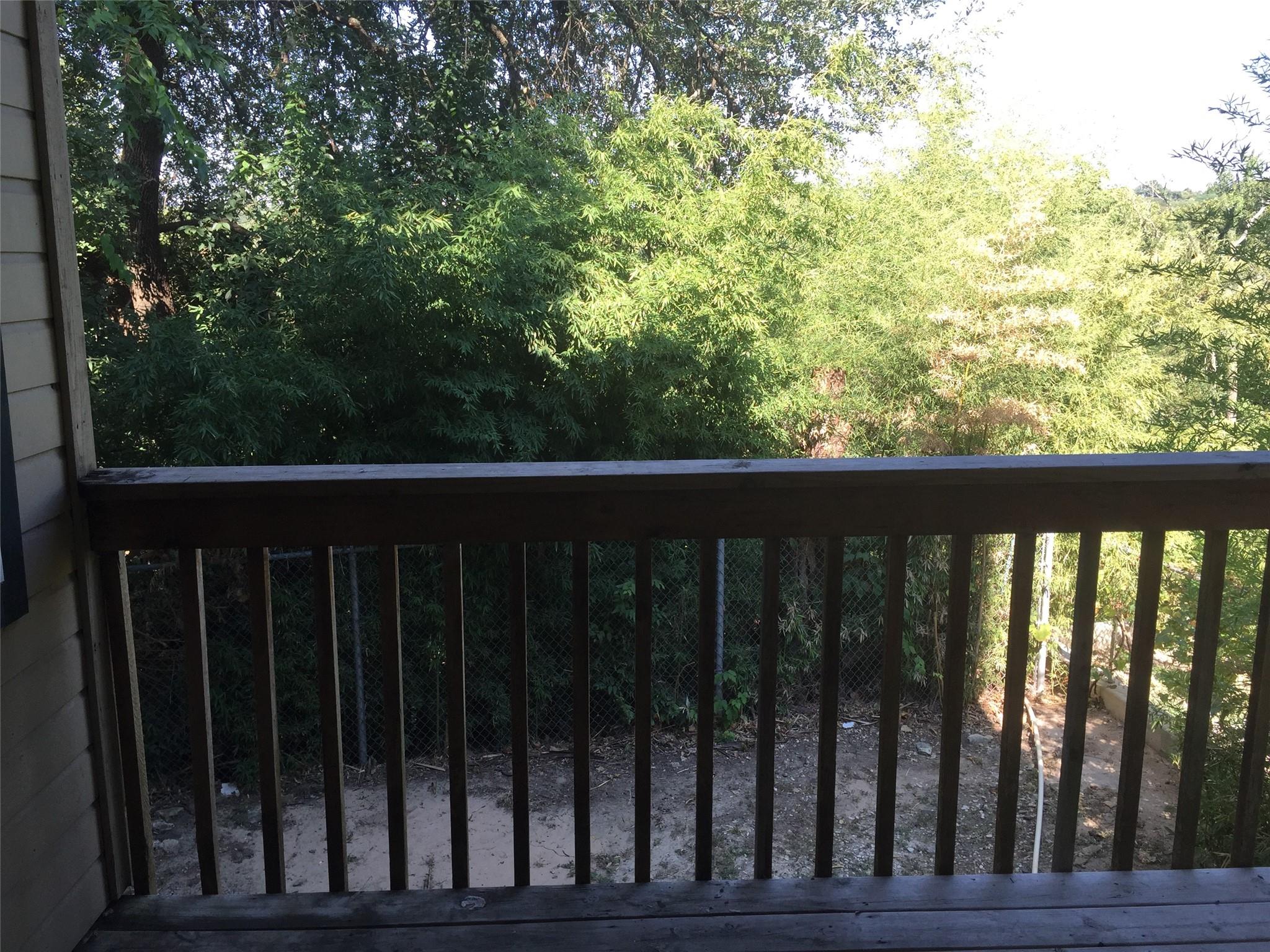 2712 San Pedro ST # B