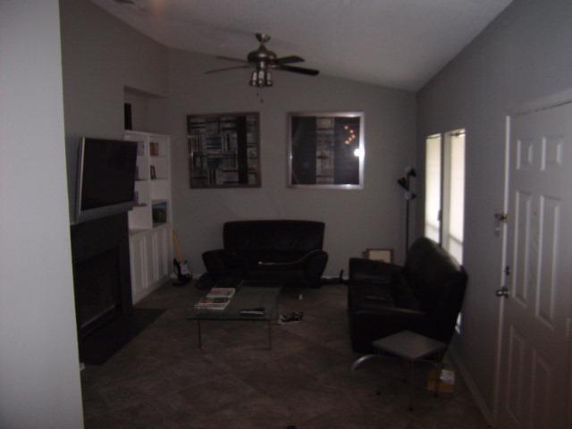 2901 San Jacinto BLVD # 304