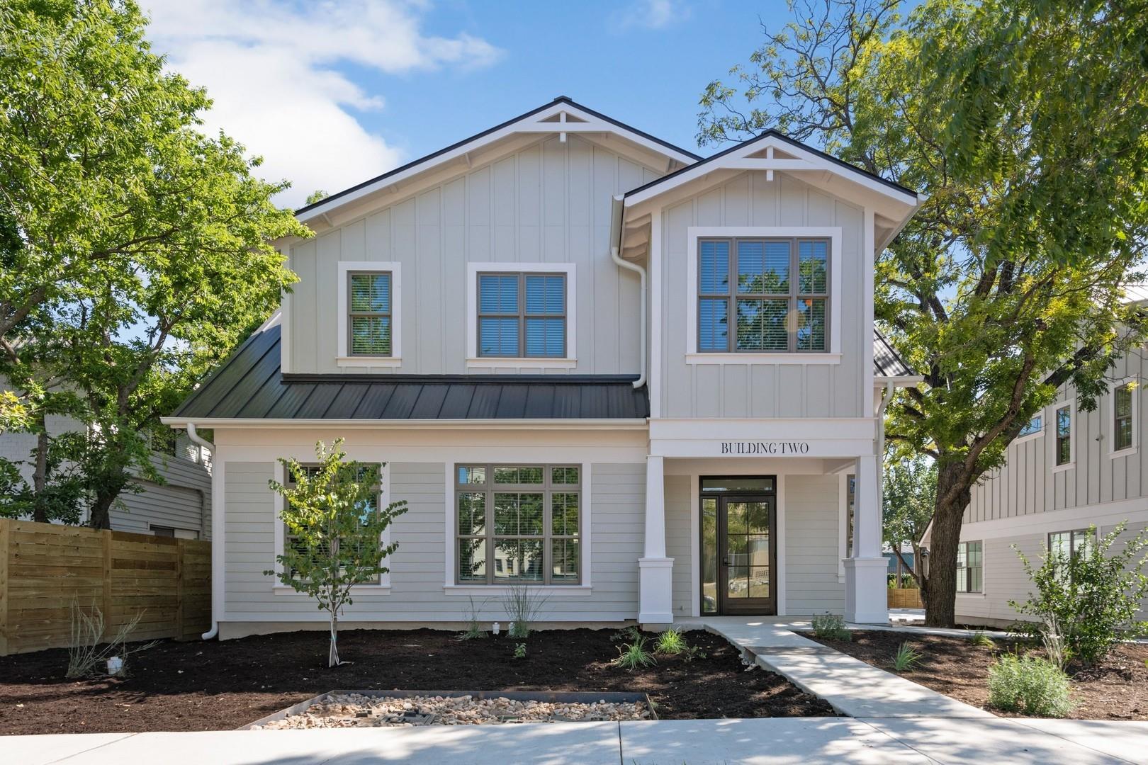 408 W 38 1/2 ST # 1 Unit: 2-1