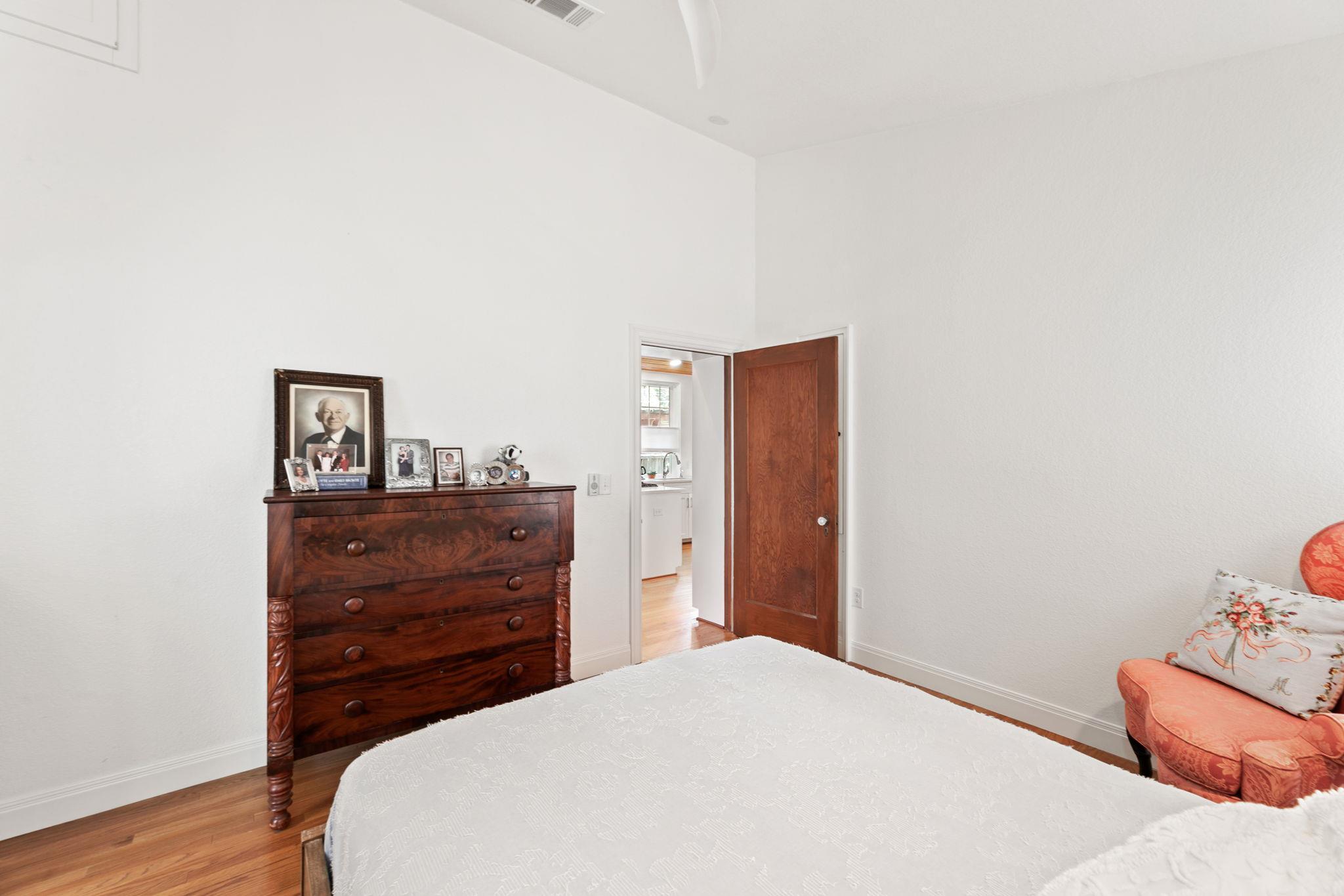 4416 Rosedale Ave Unit 1