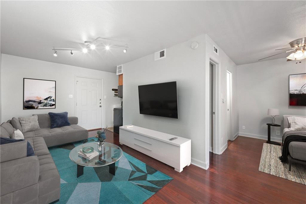 2020 S Congress Ave # 1216