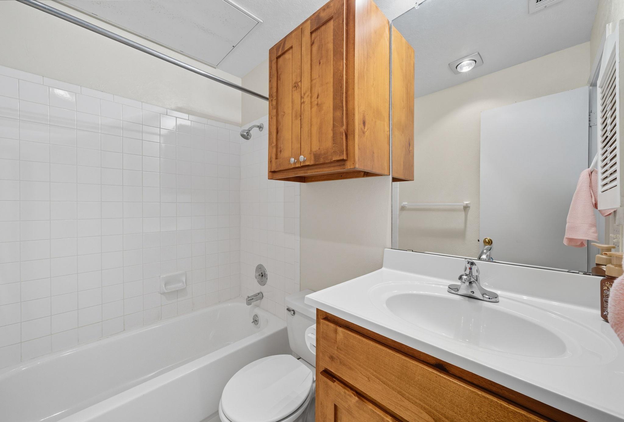 2804 Rio Grande ST # 205