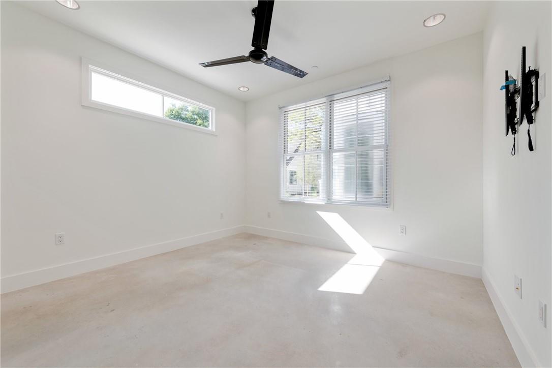 408 W 38 1/2 ST # 1 Unit: 4-1