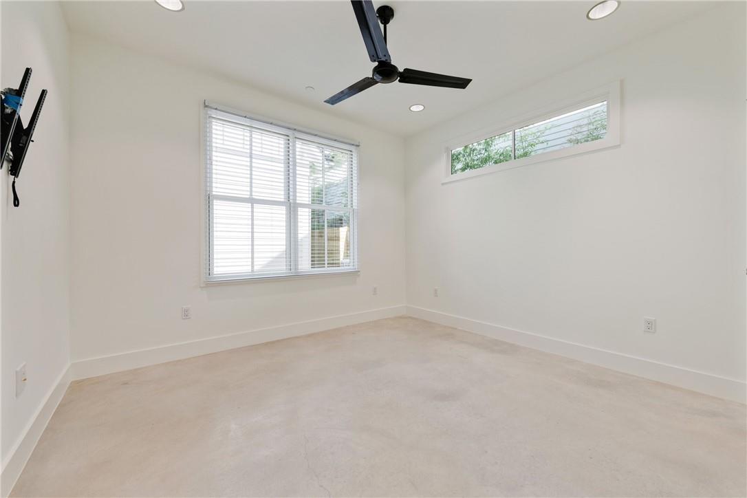 408 W 38 1/2 ST # 1 Unit: 4-1