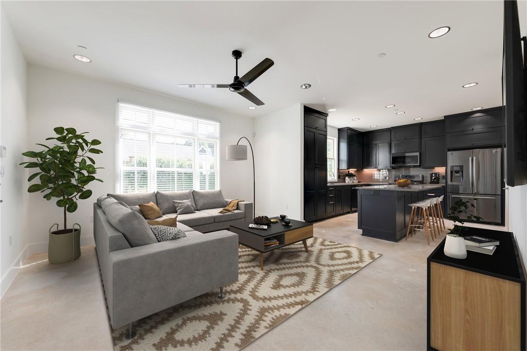 408 W 38 1/2 ST # 1 Unit: 4-1