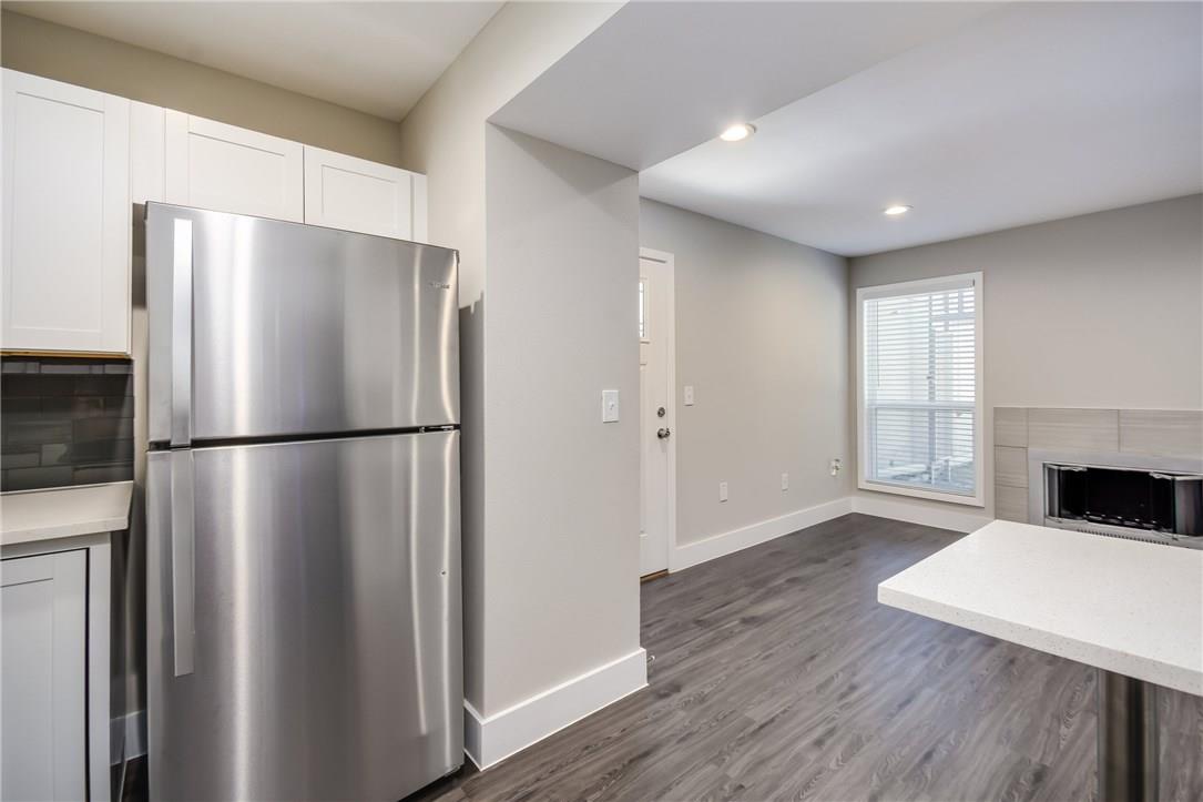 935 La Posada DR # 142