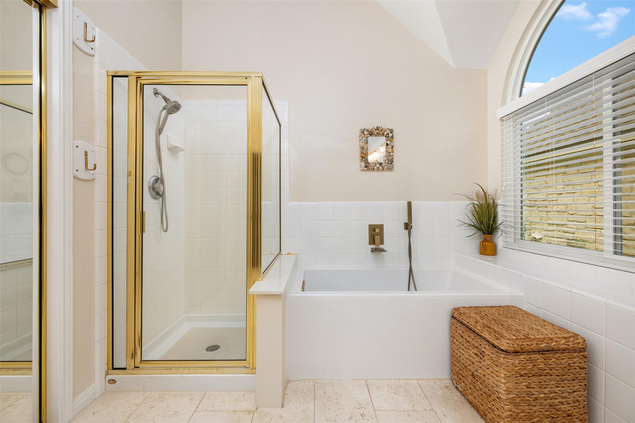 1103 Brighton Bend LN