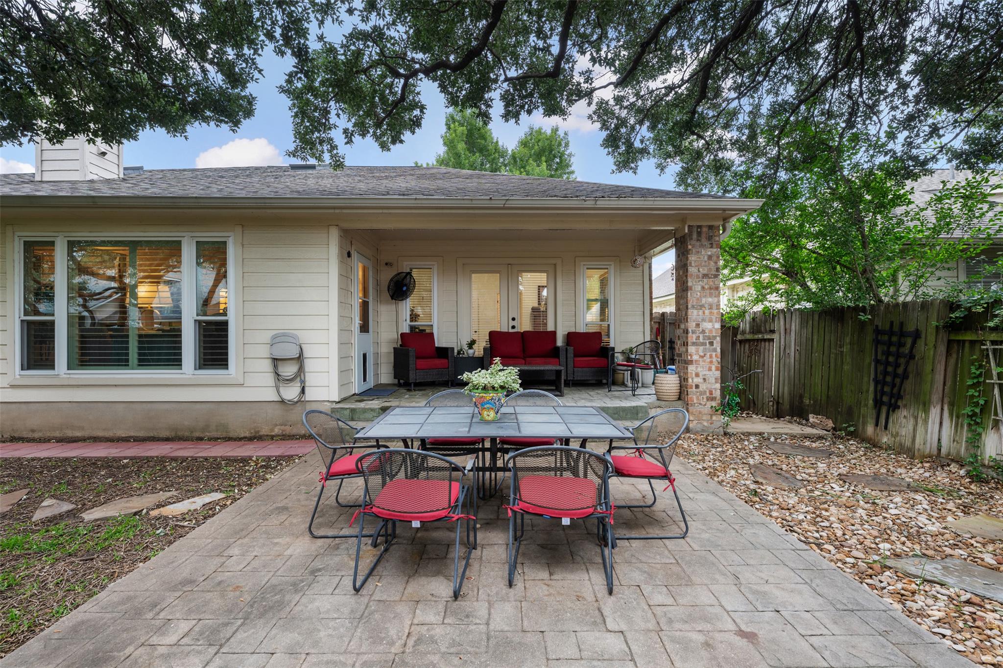 1103 Brighton Bend LN