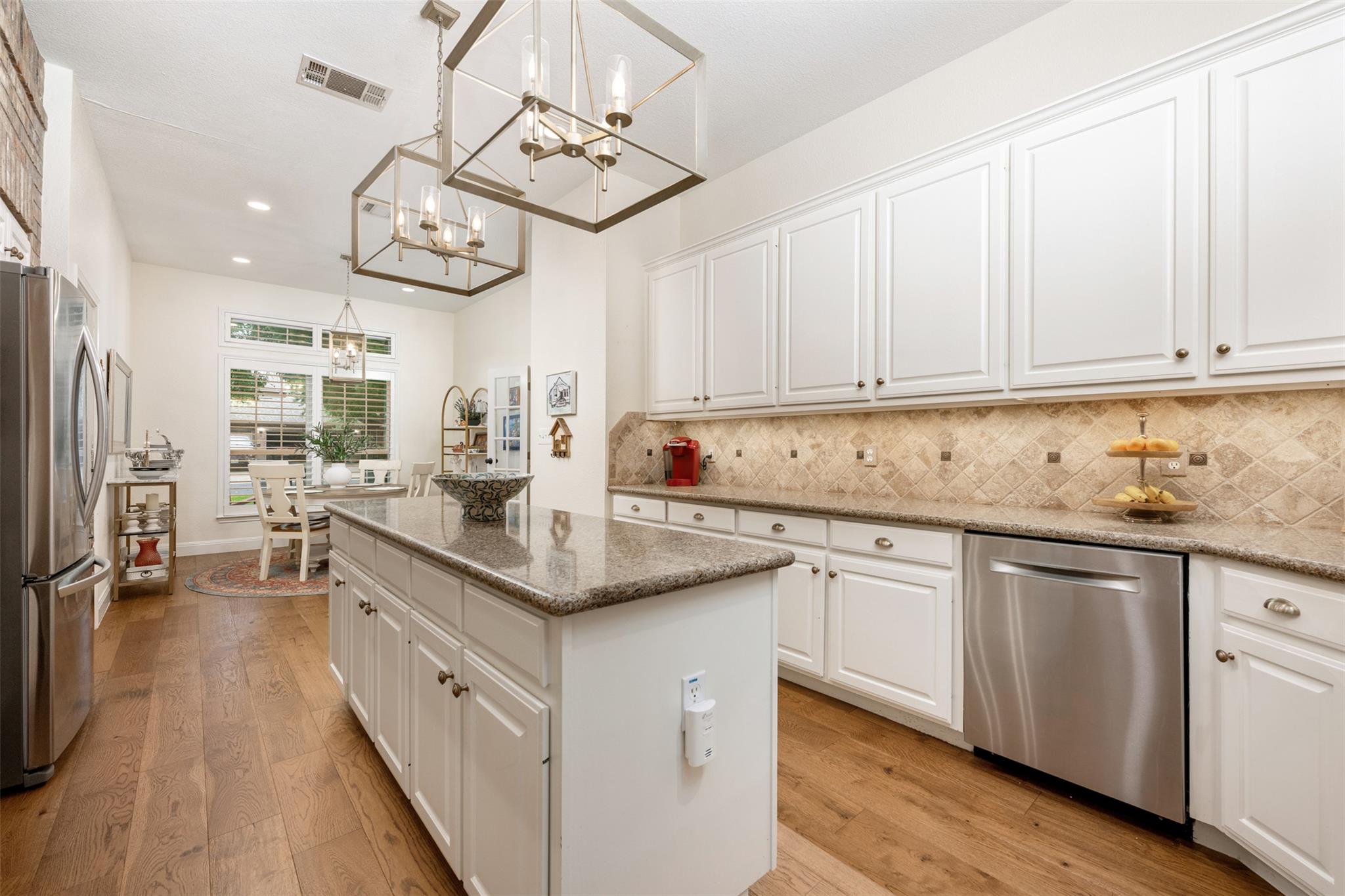 1103 Brighton Bend LN