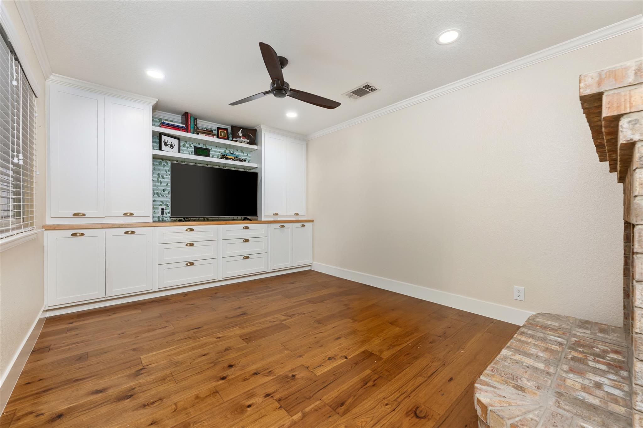 1103 Brighton Bend LN
