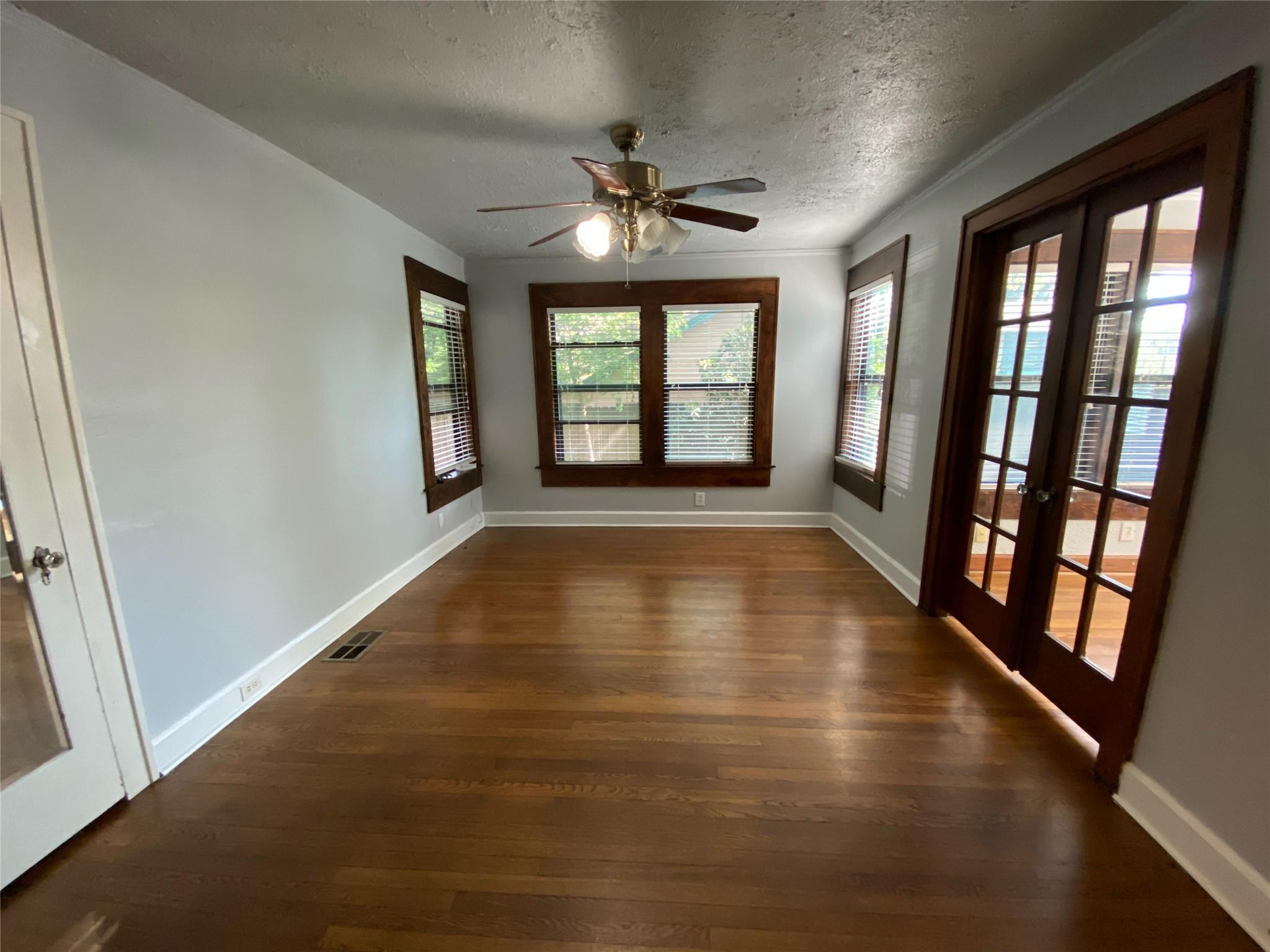 2830 San Gabriel ST Unit: A&B
