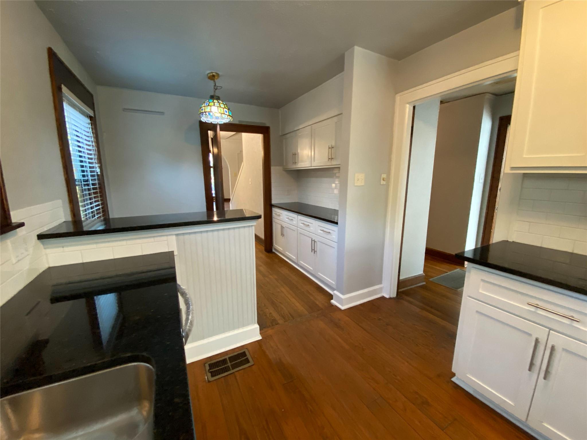 2830 San Gabriel ST Unit: A&B