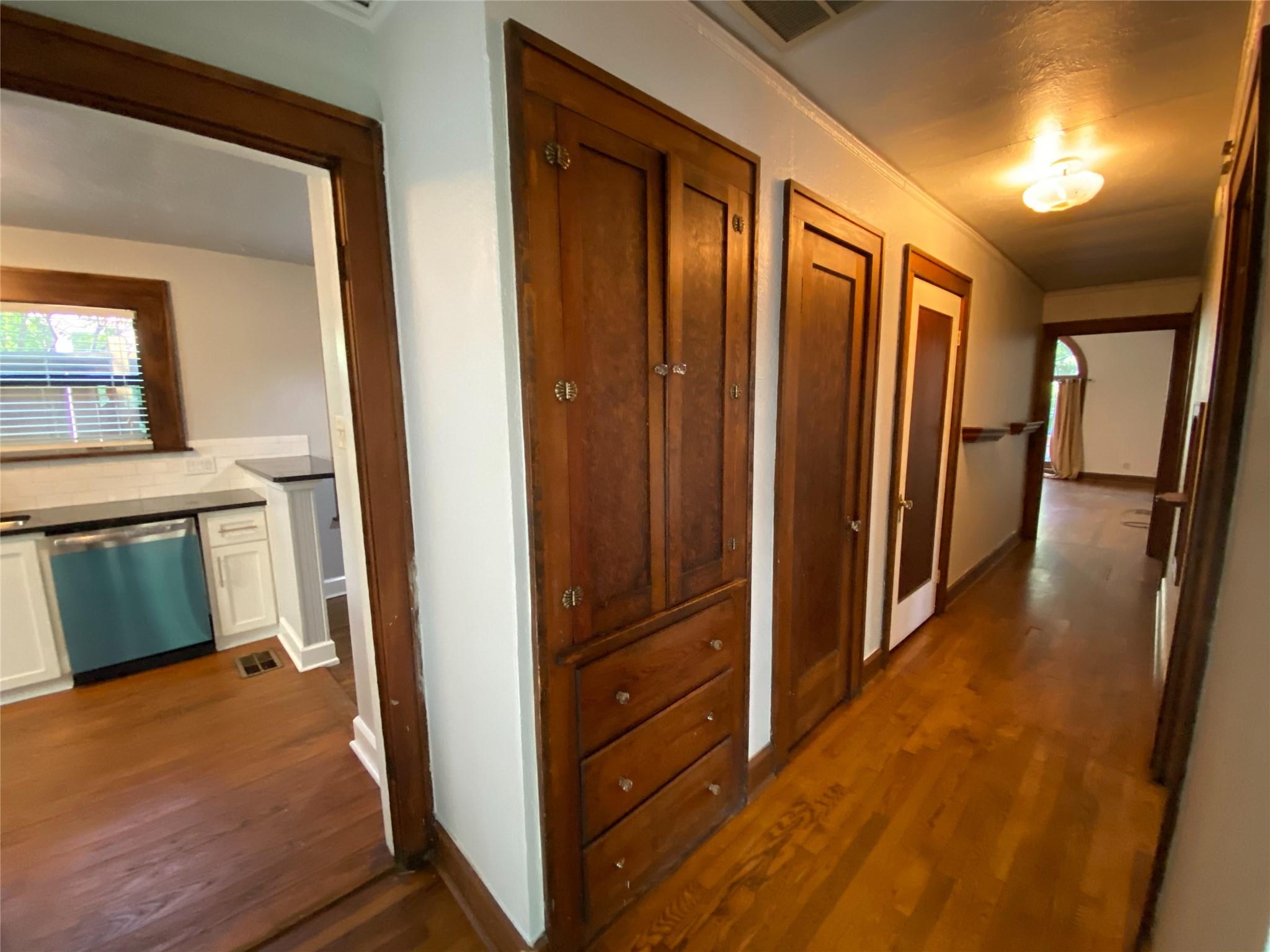 2830 San Gabriel ST Unit: A&B