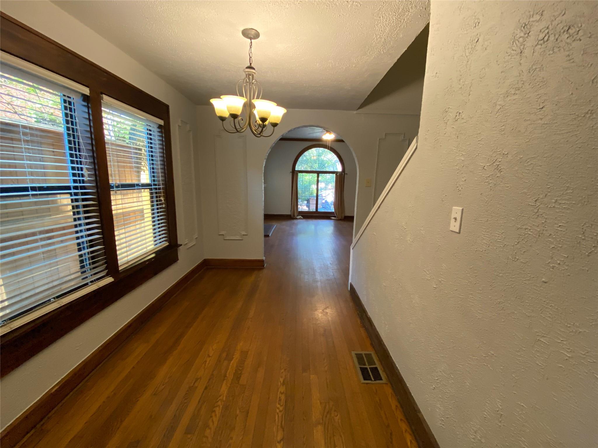 2830 San Gabriel ST Unit: A&B