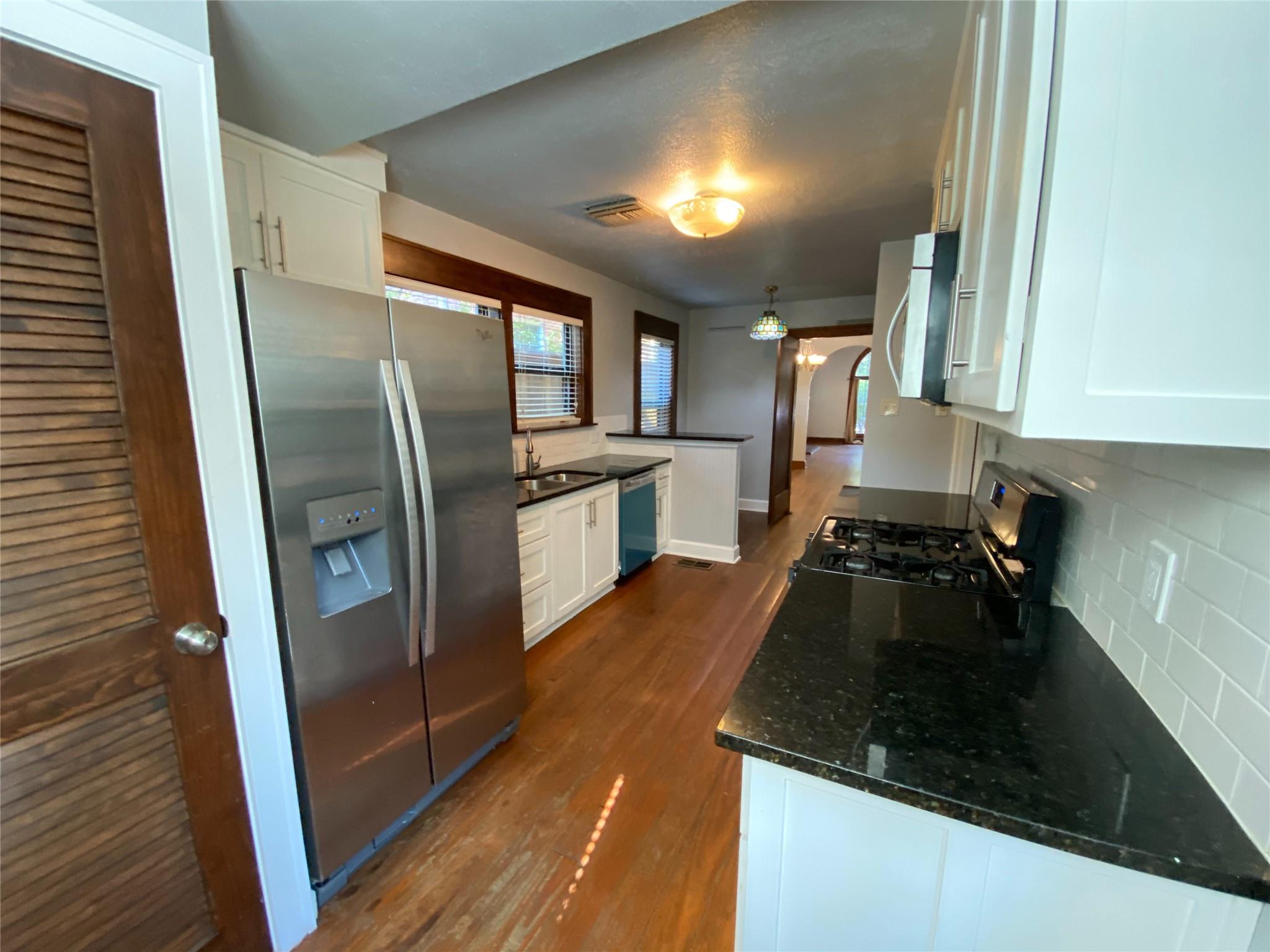 2830 San Gabriel ST Unit: A&B